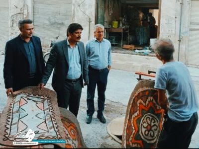 حمایت از نمدمالان کازرون در دستور کار قرار گرفت